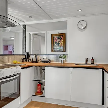 بيت للعطل Gorgeous In With Kitchen Rønde