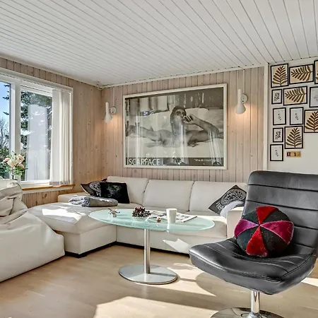 Gorgeous In With Kitchen * Rønde